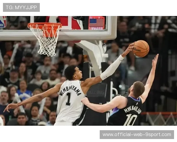 墨菲41+9难救主 马刺双杀鹈鹕，nba球员墨菲