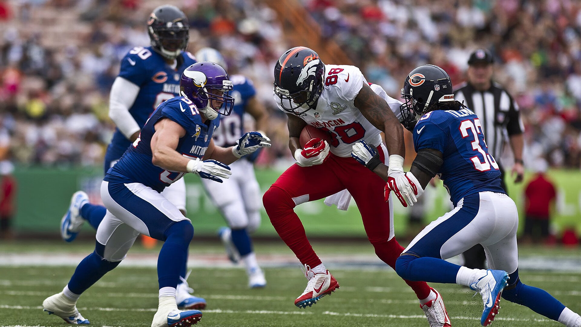 体育赛事志愿者表彰大会弘扬无私奉献精神与价值,体育赛事志愿者的作用与意义